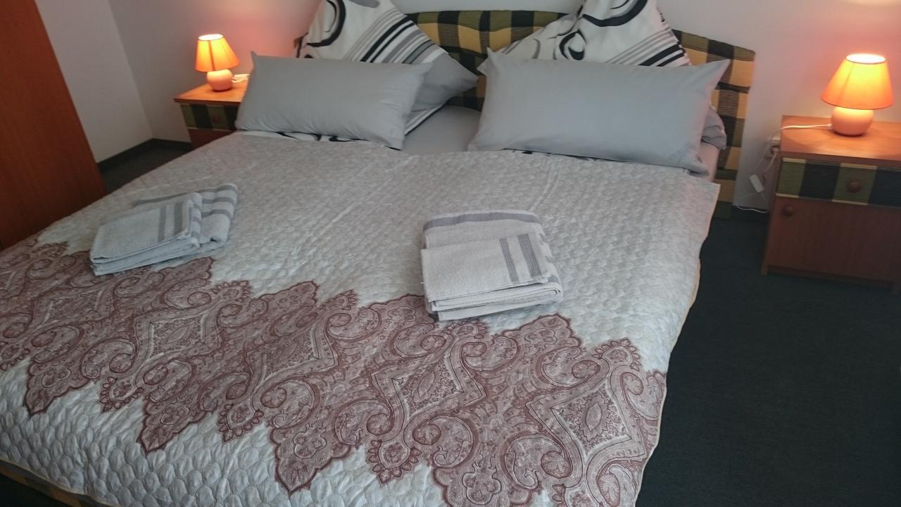 Natalie Appartment Buk Luaran gambar